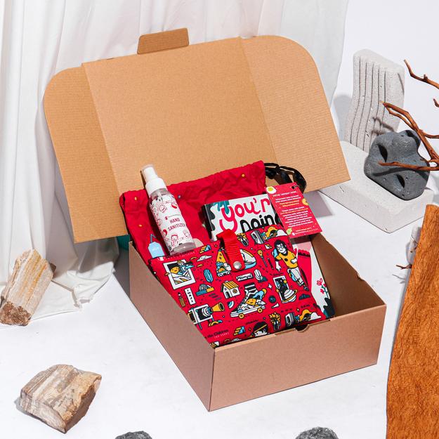 Gambar SAVE THE CHILDREN Joyful Hampers Gift Free Custom Greeting Card dari Save the Children ID undefined Tokopedia