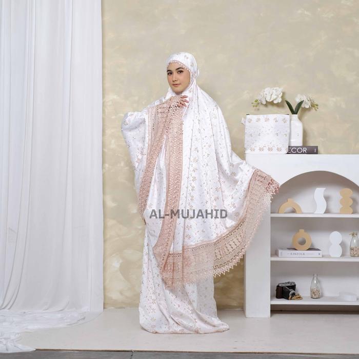 Gambar Mukena Dewasa Sutra Milo Mewah Jumbo - putih tulang dari ALMUJAHID undefined Tokopedia