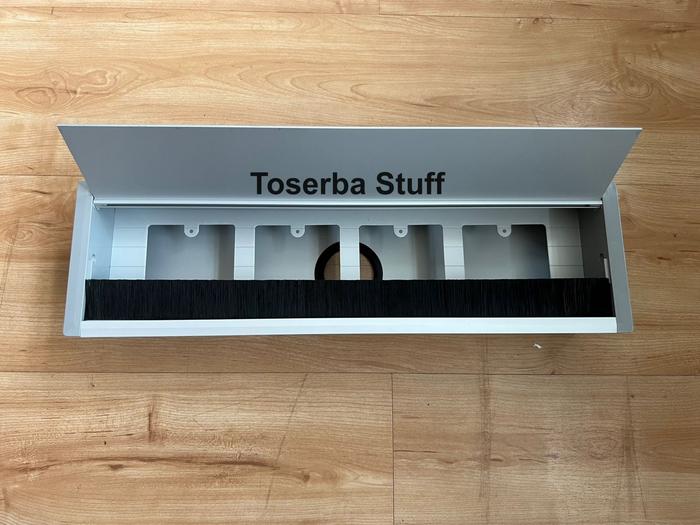 Gambar GROMMET GROMET BOX TUTUP LUBANG KABEL 50 X 12 CM CUSTOM SILVER ANODIZE - 4 LUBANG dari TOSERBA STUFF undefined Tokopedia