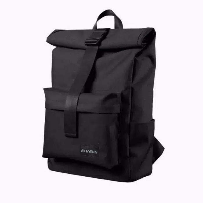 Gambar Ransel Backpack Hyena Rolltop Anti air - Hitam dari BAGTOBAG99 undefined Tokopedia