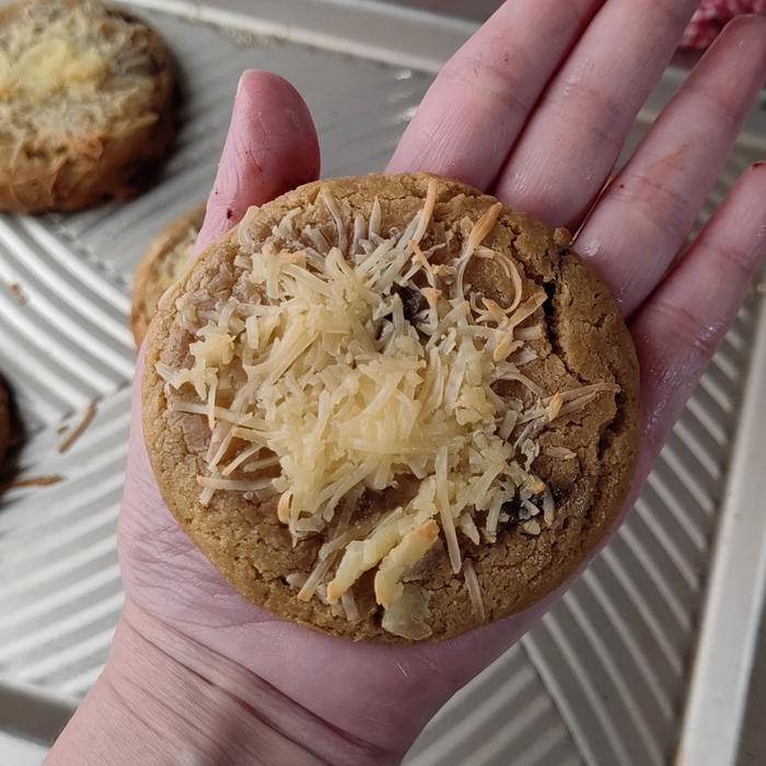 Gambar Soft Cookies Premium Callebaut Cokelat / Coklat / Chocolate Wisman - Cheezy Cheese dari Sweet Madeleine Bakeshop undefined Tokopedia