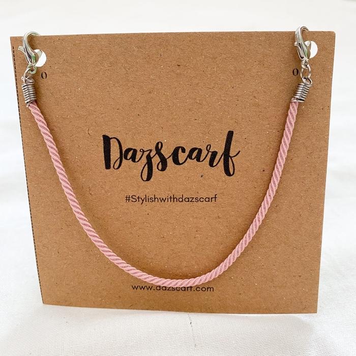 Gambar Dazscarf Konektor Masker Basic Spiral - Dusty Pink dari Dazscarf undefined Tokopedia