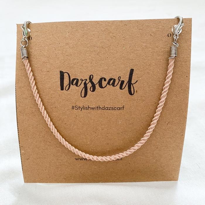 Gambar Dazscarf Konektor Masker Basic Spiral - Nude dari Dazscarf undefined Tokopedia