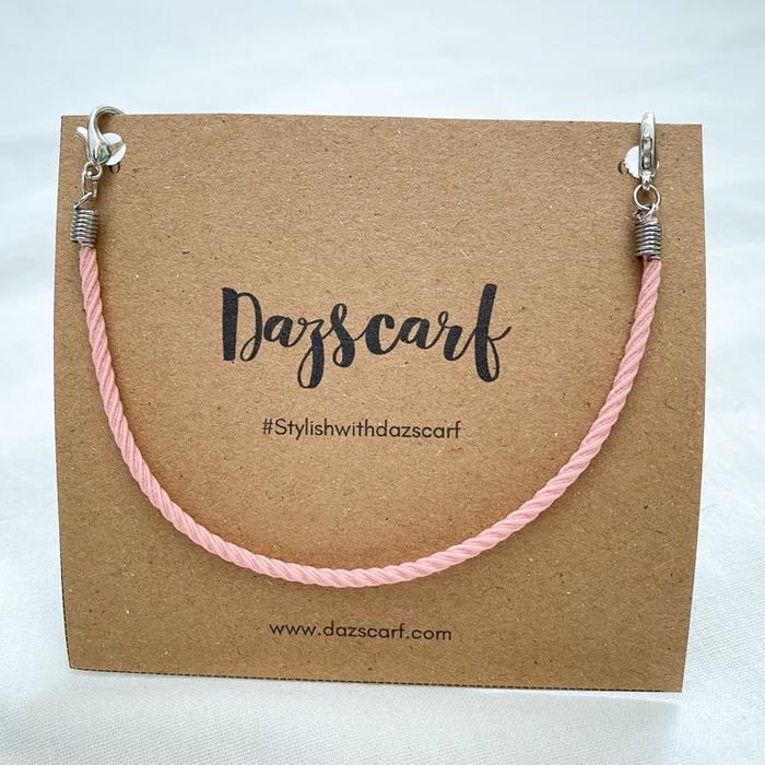 Gambar Dazscarf Konektor Masker Basic Spiral - Pinky dari Dazscarf undefined Tokopedia