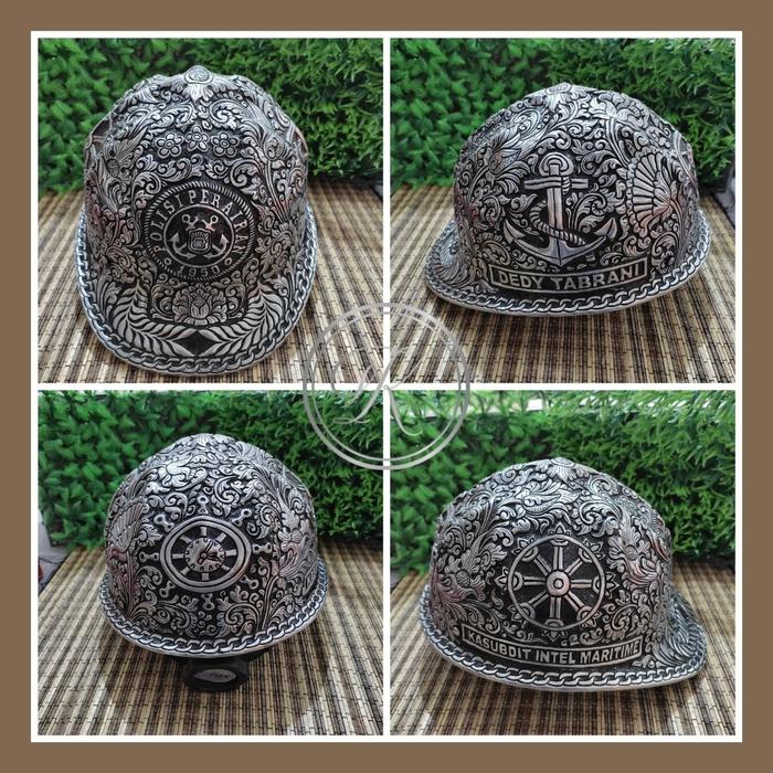 Gambar Helm Ukir Alumunium Proyek Kotagede Souvenir Custom Polisi Perairan dari toko perak kotagede silver undefined Tokopedia