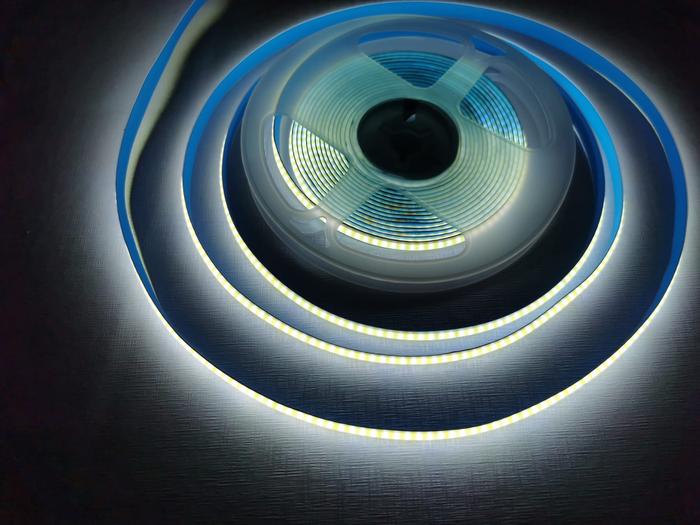 Gambar Led Strip COB DC 12volt 5 meter 300led / Lampu Strip Light COB IP33 - Putih dari Bagus terang e undefined Tokopedia