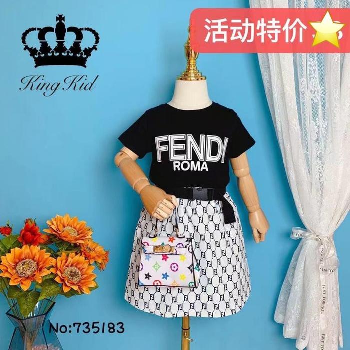 Gambar Setelan rok anak import set KING KID ORIGINAL - Hitam putih, 4-5 tahun dari mich kids undefined Tokopedia