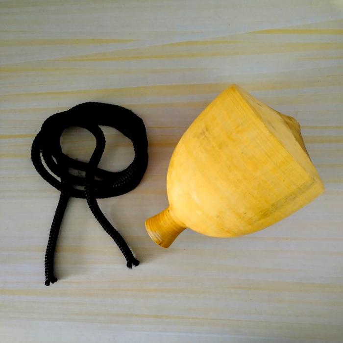 Gambar Mainan Tradisional Nusantara Gangsing Kayu Daerah - Jawa Besar dari faranees store undefined Tokopedia