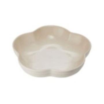 Gambar Original Le creuset flower dish 20cm - Meringue dari Celiebox undefined Tokopedia