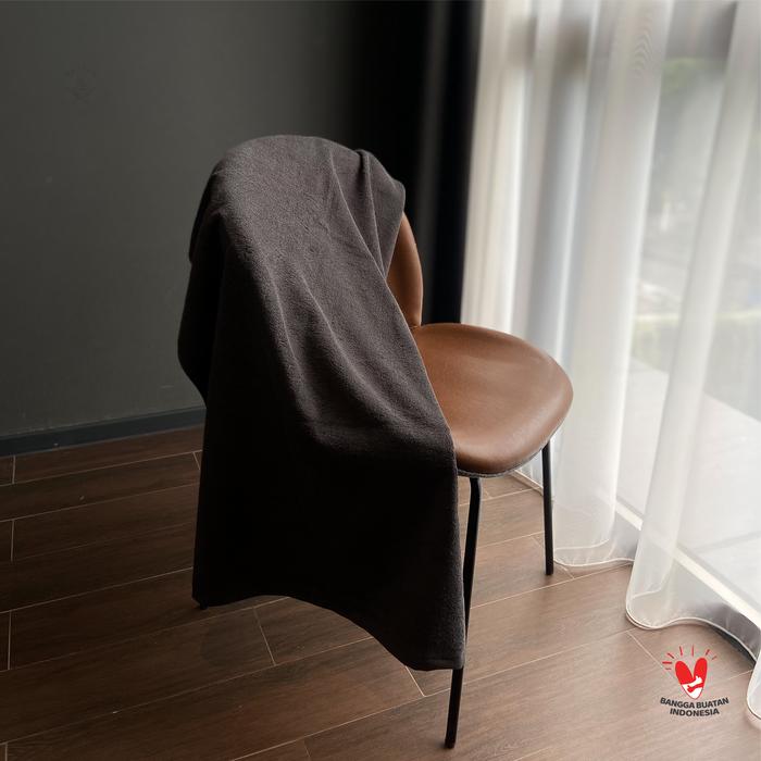 Gambar Madeem Handuk Mandi / Bath Towel (Long Staple USA Cotton) - Grey dari Madeem Kota Bandung Tokopedia