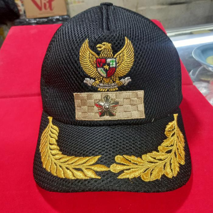 Gambar topi lurah/topi kades jaring - Hitam dari calvindadon atribut logam undefined Tokopedia