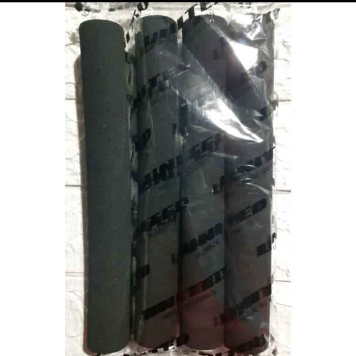 Gambar Busa stang motor sepeda polos hitam tebal isi 4 pcs dari Sunrise.Variasi undefined Tokopedia