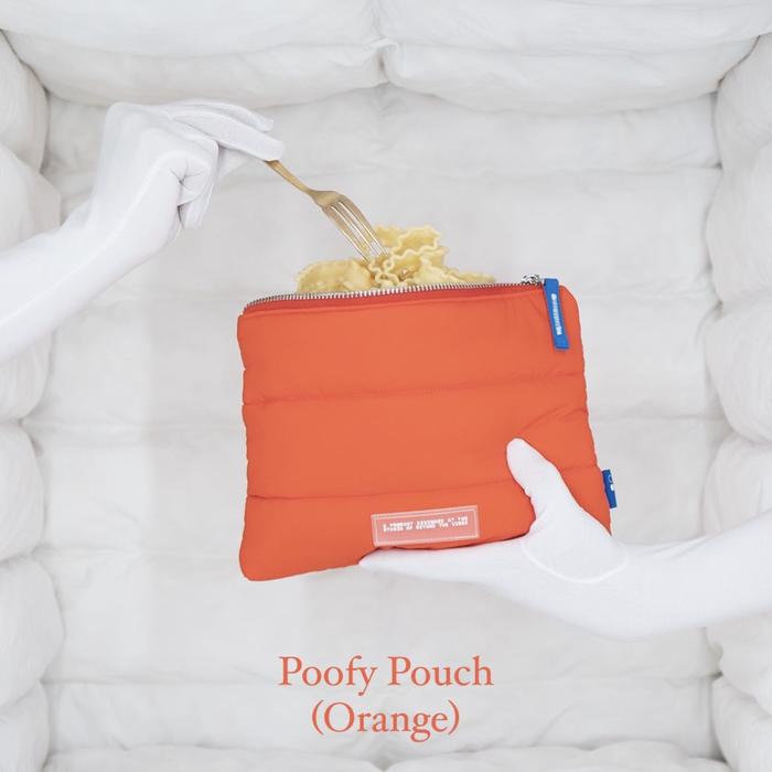Gambar BEYOND THE VINES Poofy Pouch nylon/kantong clutch dompet koin nilon - Orange dari Thesgstuffs undefined Tokopedia