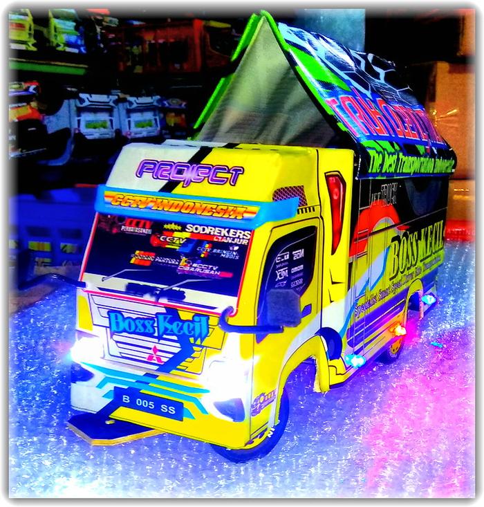 Gambar miniatur truck oleng S truk canter Bos Kecil - Kuning, Jumbo p42 cm dari Sr store Galery undefined Tokopedia