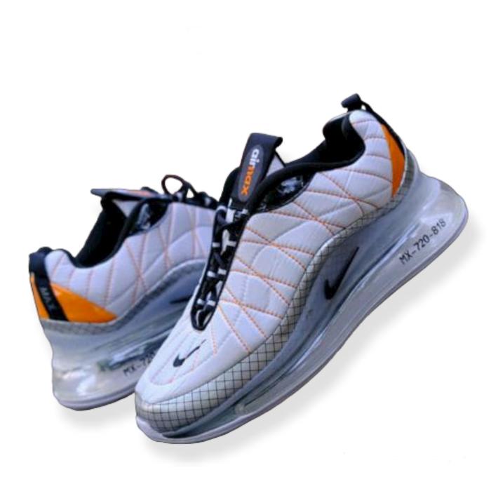 air max 720 818 silver