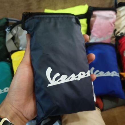 Gambar Cover Jok Sarung Jok Vespa Aquila Jok Excel Jok Spartan Vespa Anti Air - Hitam dari BREAKAPARTS undefined Tokopedia