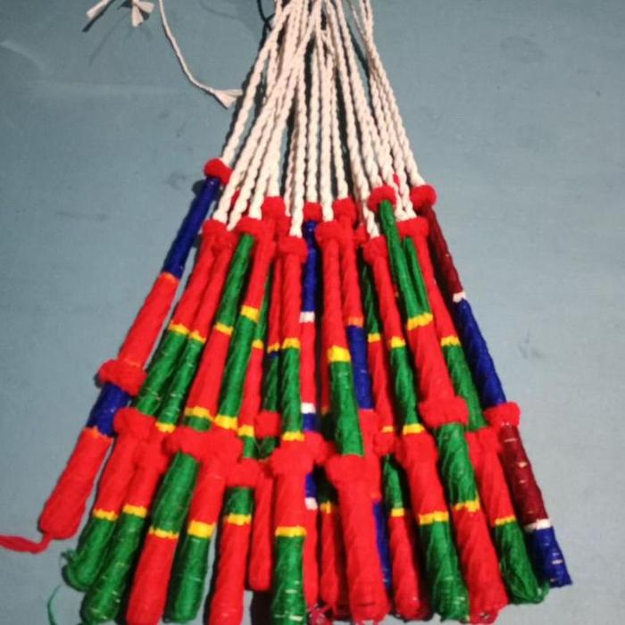 Gambar Pecut murah, pecut kepang, pecut tari, pecut madura, cambuk, jederan, - Tanggung dari TOKO ALIBARA undefined Tokopedia