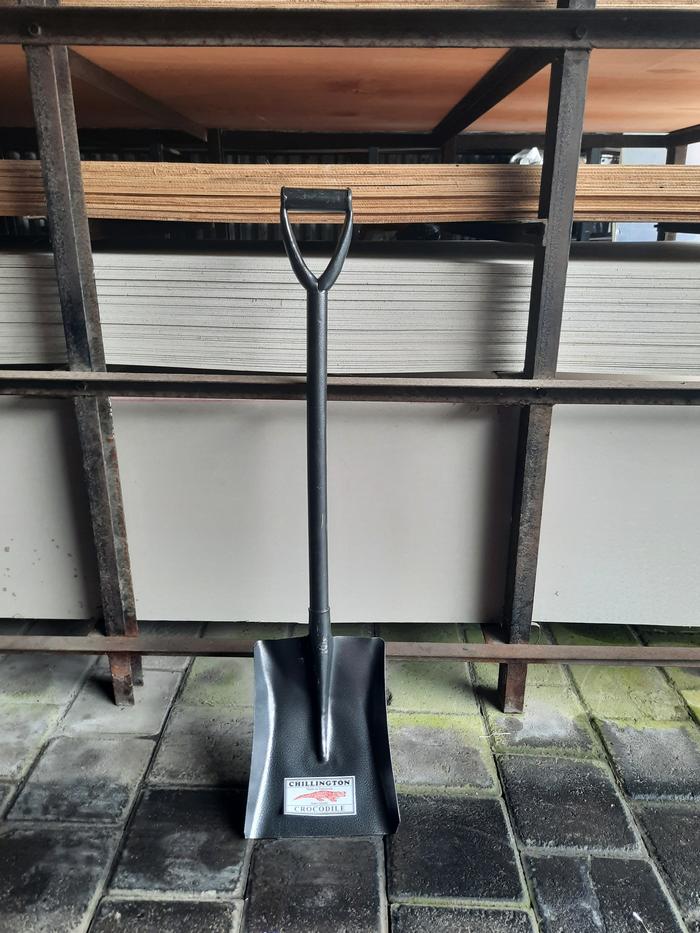 Gambar Sekop Lancip dan Skop Papak / Rata Gagang Full Besi ( Crocodile ) - skop papak dari TB Artha Agung Utama undefined Tokopedia