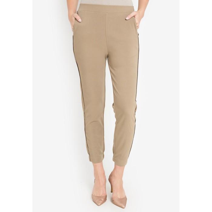 Gambar CELANA BAHAN ELLE Apparel Original - Stretch Straight Jogger Leg Pants - CREAM, M dari ElleLadies undefined Tokopedia