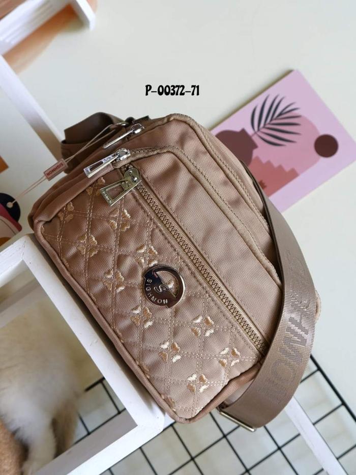 Gambar Tas selempang Sighmon P00372 Bahan Kanvas. Tas Wanita Tas Slempang.!!! - Krem, M dari Nasya Bag Collection undefined Tokopedia