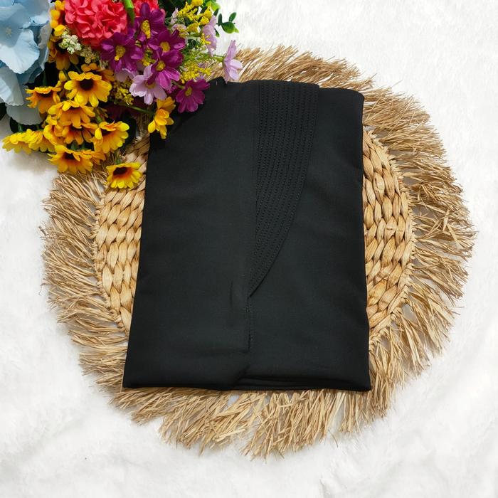 Gambar Jilbab Instan Jersey Premium Hijab Bergo Aisyah Size M Nayla Hija'b - Hitam dari Nayla Hijab5 undefined Tokopedia