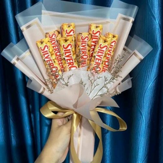 Gambar Bucket Coklat Silverqueen 30gr Cute dari Reflorist. undefined Tokopedia