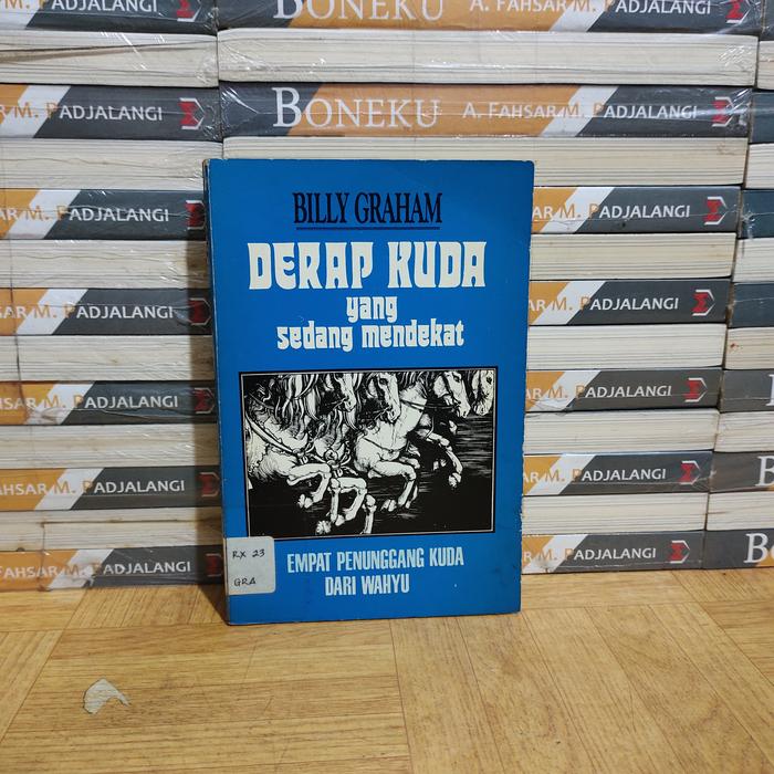 Gambar BACA DESKRIPSI - DERAP KUDA YANG SEDANG MENDEKAT dari YANTIBOOKS undefined Tokopedia
