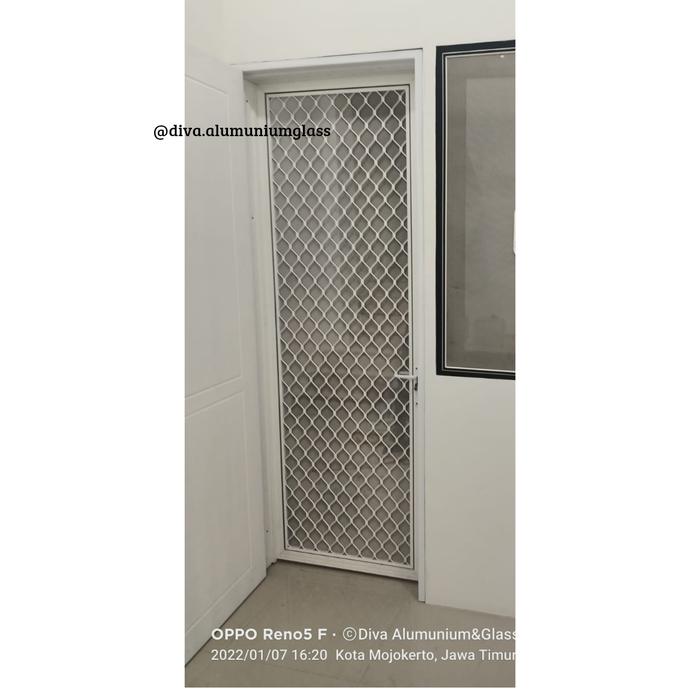 Gambar Pintu Rumah Expanda/Pintu Rumah Kasa Nyamuk Aluminium/Pintu Kasa Nyamu - Putih dari Budionodivaalumunium undefined Tokopedia