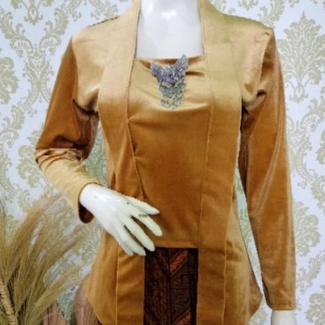 Gambar Kebaya Bludru/Beludru-Kutu Baru-Cantik dan Elegant - Gold, XXXL dari Toko A3S undefined Tokopedia