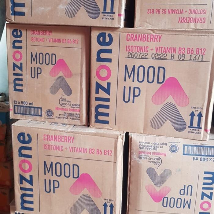 Gambar Mizone Isotonik Mood Up Cranberry 500ml x 12 botol (1 box) dari Essensi Jaya undefined Tokopedia