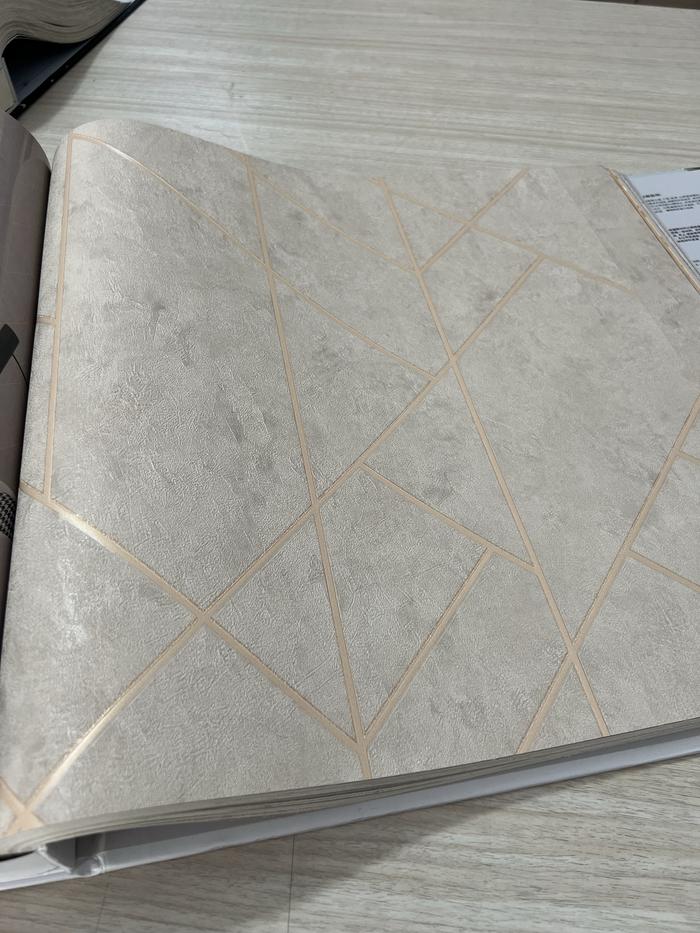 Gambar Wallpaper Premium Vinyl Dinding Polos Bertekstur hitam list gold mewah - N8-5 dari evitainteriorid undefined Tokopedia