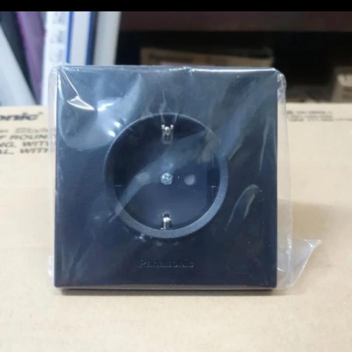 Gambar stop kontak panasonic putih white style wesjp 1121w - HITAM BLACK dari wewe electric undefined Tokopedia