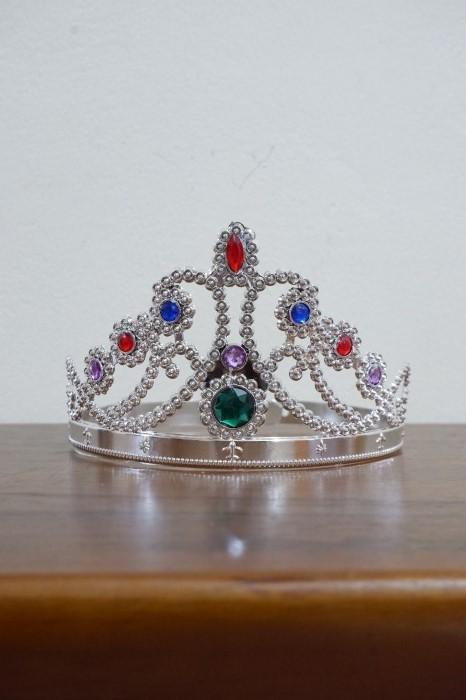 Gambar Mahkota Raja dan Ratu / Mahkota Birthday / Mahkota King and Queen - ratu silver dari Toko Berwin undefined Tokopedia