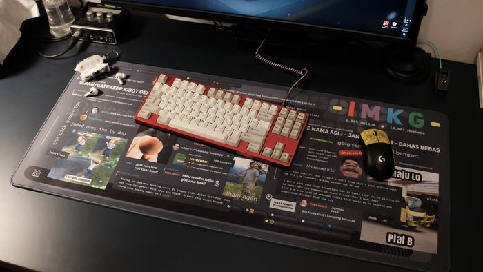 Gambar IMKG Toxic Deskmat dari Acid & Co. undefined Tokopedia