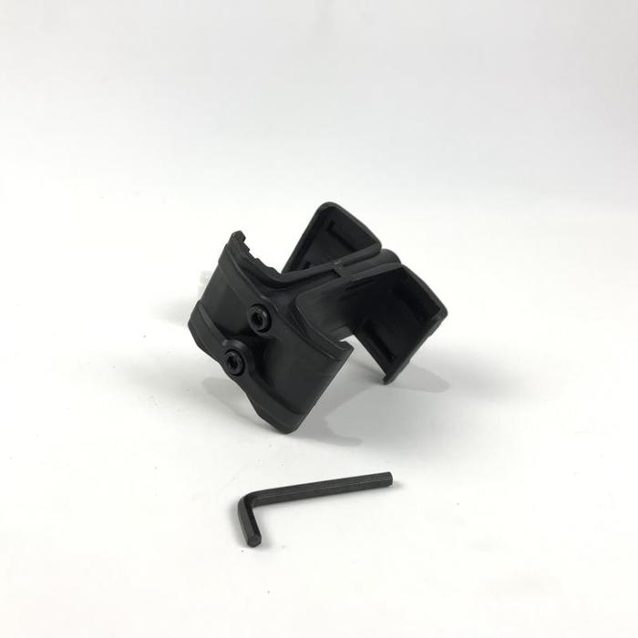 Gambar Clip Mag Magazine Clip M4 Black Nylon - Hitam dari ROBBOX undefined Tokopedia