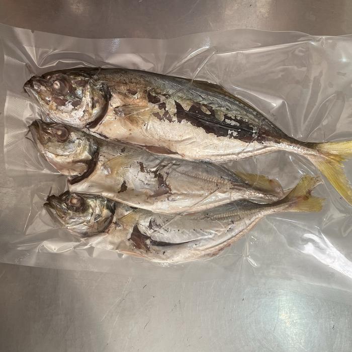 Gambar Ikan Kembung Asin dari Pik Baking House Ci Mehong undefined Tokopedia