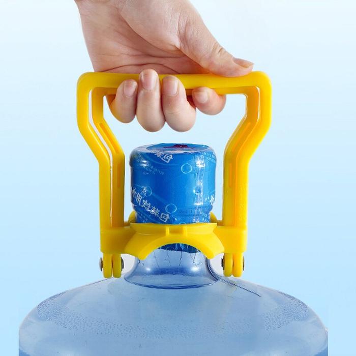 Gambar Alat Angkat Galon Air - Alat Bantu Angkat Galon / Holder Angkat Galon - Random dari Supermall Nusantara undefined Tokopedia