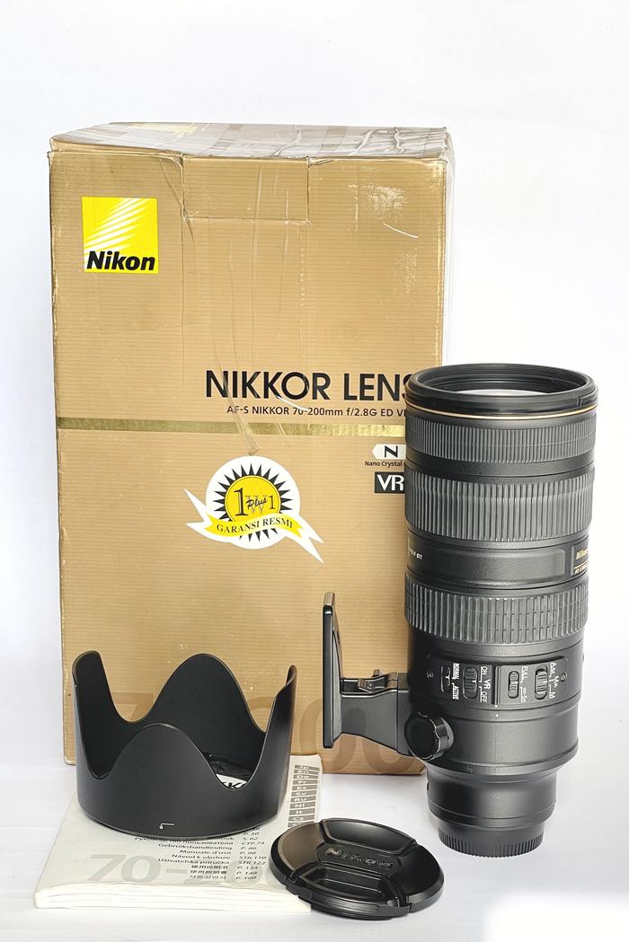 ニコン D300 AF-S から 70-200 F2.8 28mm 50mm 105m