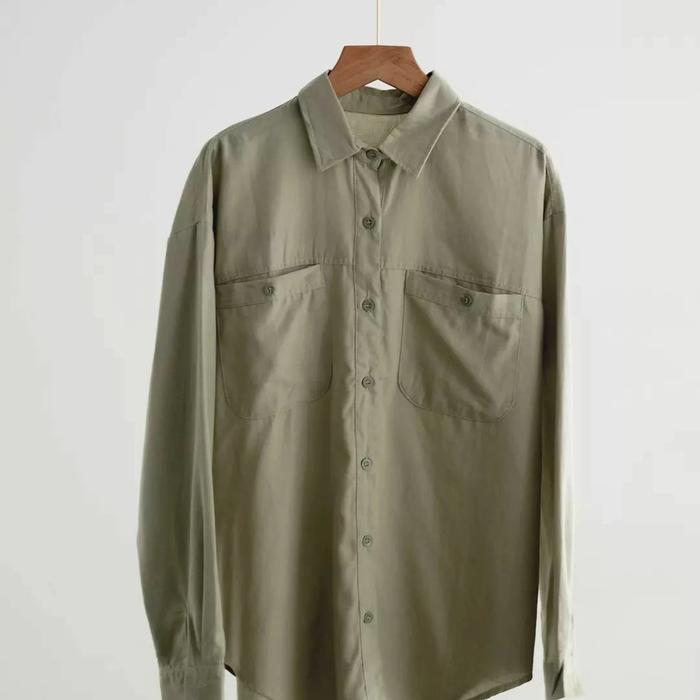 Gambar ATARI SHIRT MYRUBYLICIOUS - SAGE GREEN dari MYRUBYLICIOUS COLLECTIONS undefined Tokopedia