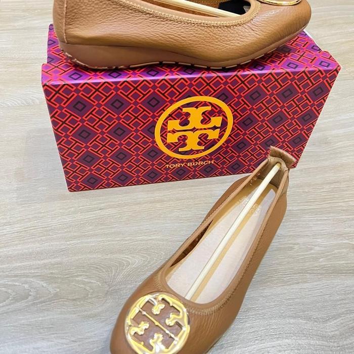 Gambar flat shoes tory kulit sapi - coklat dari makmur.shopp undefined Tokopedia