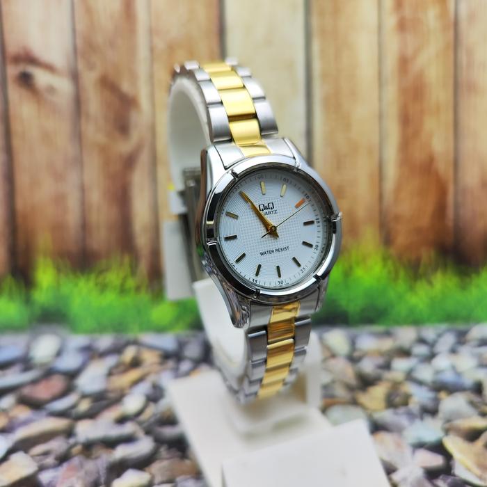 Gambar Q&Q QQ Analog Jam Tangan Wanita Strap Rantai Stainless Q877 Original - Q877J401Y dari Ogytashop undefined Tokopedia