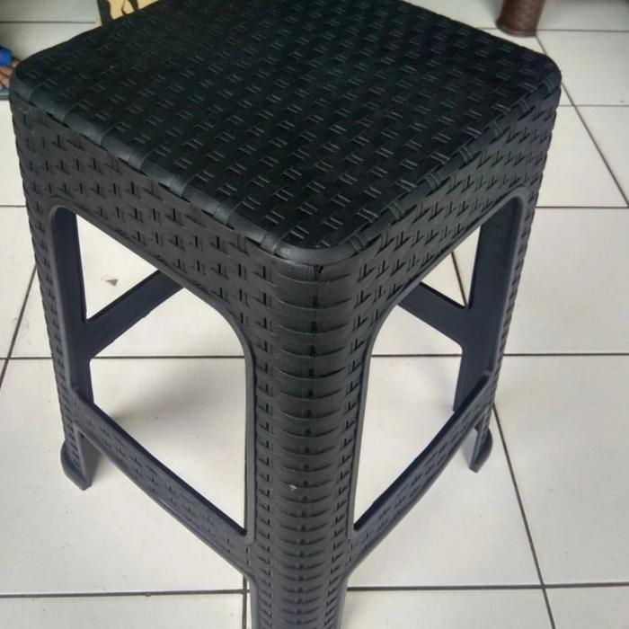 Gambar BANGKU BAKSO PLASTIK KOMET HITAM/KURSI BASO PLASTIK HITAM MURAH BAGUS - TABITHA ROTAN dari MARVELL HOUSEWARE undefined Tokopedia