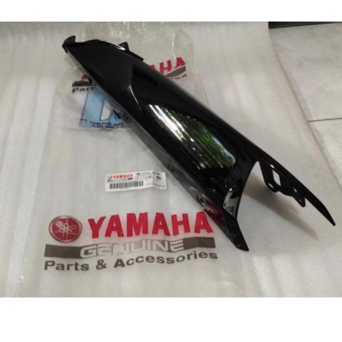 Gambar sambungan body belakang Soul GT 115 hitam black kiri 1KP-F1731-10-P0 dari Gudang Sparepart YMH undefined Tokopedia