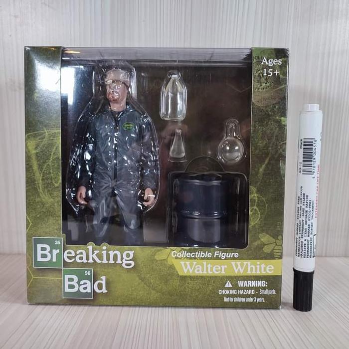 Gambar mainan action figure breaking bad walter white blue clothes by mezco t dari Mainan Toys Action Figure undefined Tokopedia
