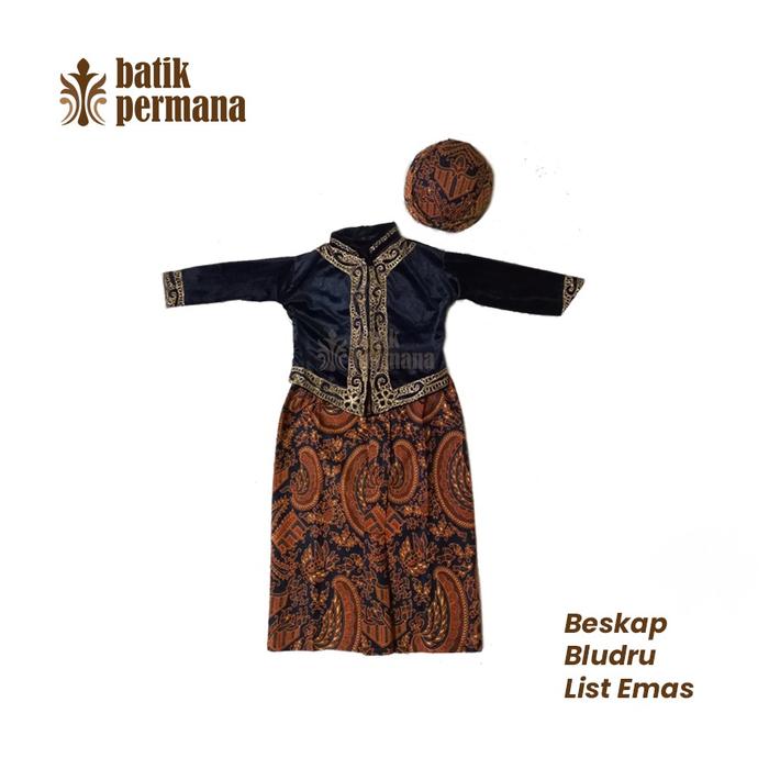 Gambar Beskap Bludru List Emas untuk anak laki laki, Beskap Jawa Anak, Beskap dari Batik Permana undefined 5 Tokopedia