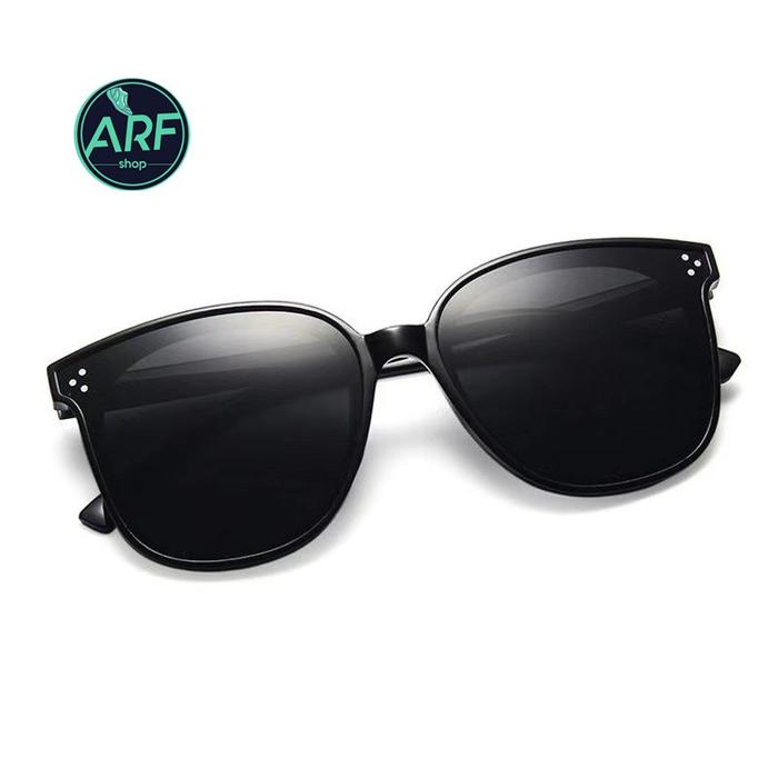 Gambar Kacamata Hitam Wanita Pria Fashion Kacamata Retro Unisex Lensa Anti UV - Hitam dari SYAHFA.OFFICIAL.CO undefined Tokopedia