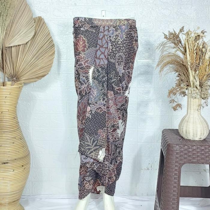 Gambar Rok Lilit INSTAN Rok Wiron Bawahan Kebaya Rok Wiron Batik Wanita - AUREL PINK dari Toko Kebaya Nusantara undefined Tokopedia