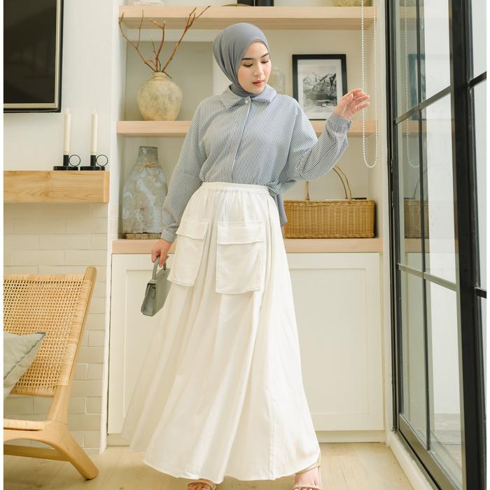 Gambar Lozy Hijab - Roku Skirt (Rok Linen Saku) - Broken White dari Lozy Hijab undefined Tokopedia