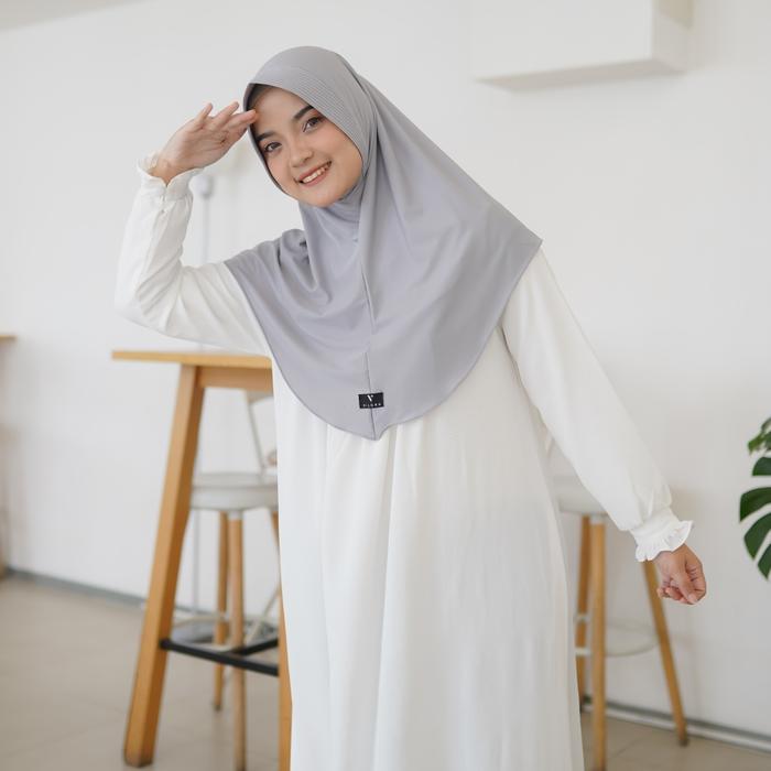 Gambar Jilbab Bergo Jersey Premium - Abu-abu, M dari VILORA_NEW undefined Tokopedia