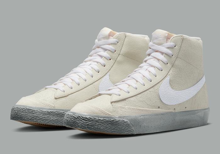Sepatu Nike Summit White Blazer Beli Polar Skate Co X Nike SB